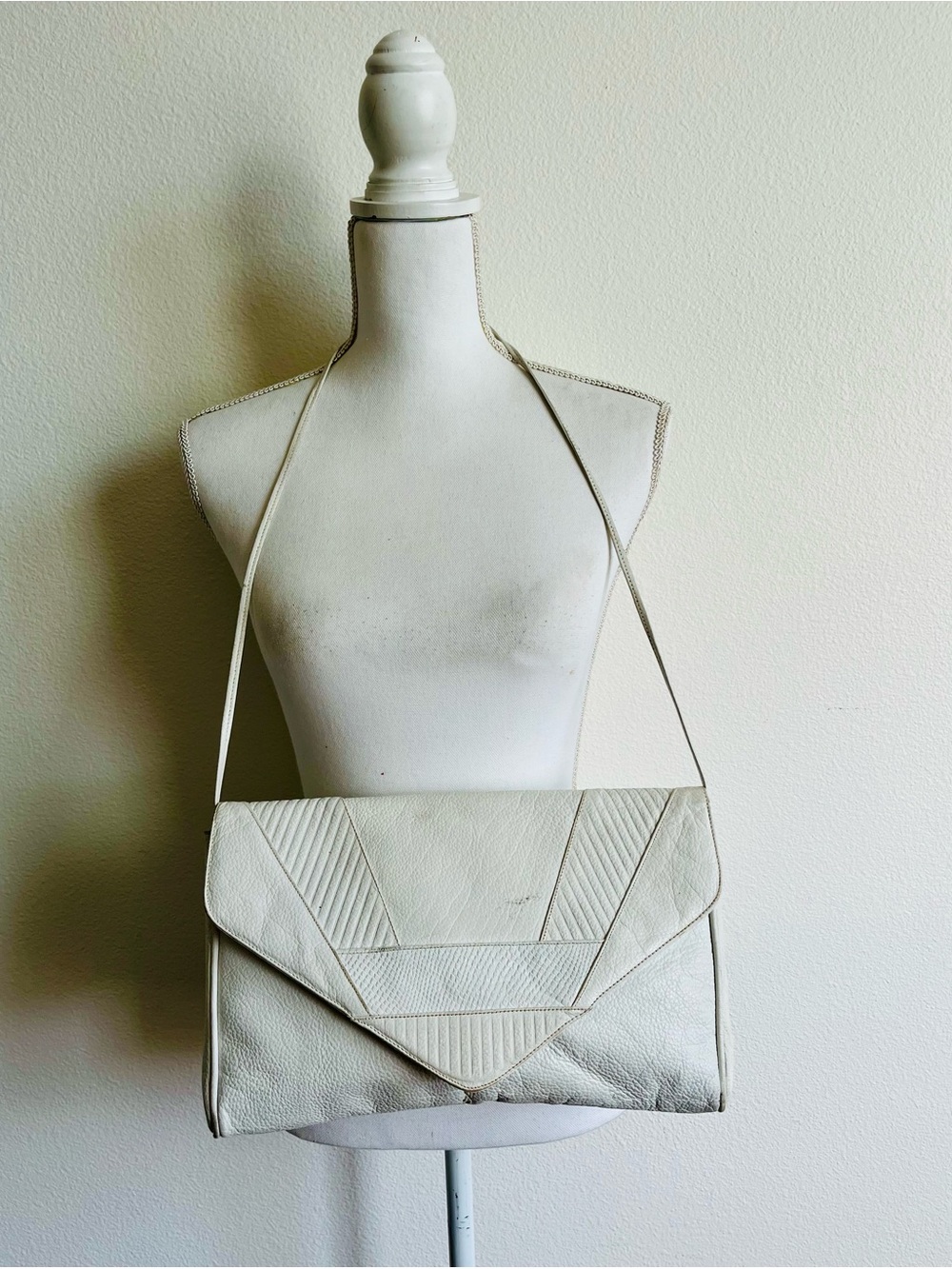 White Leather Envelope Shoulder Bag - Unbranded  Spain